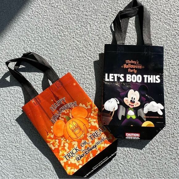Walt Disney World Mickey’s Halloween Party Set of 2 Bags - Picture 1 of 4